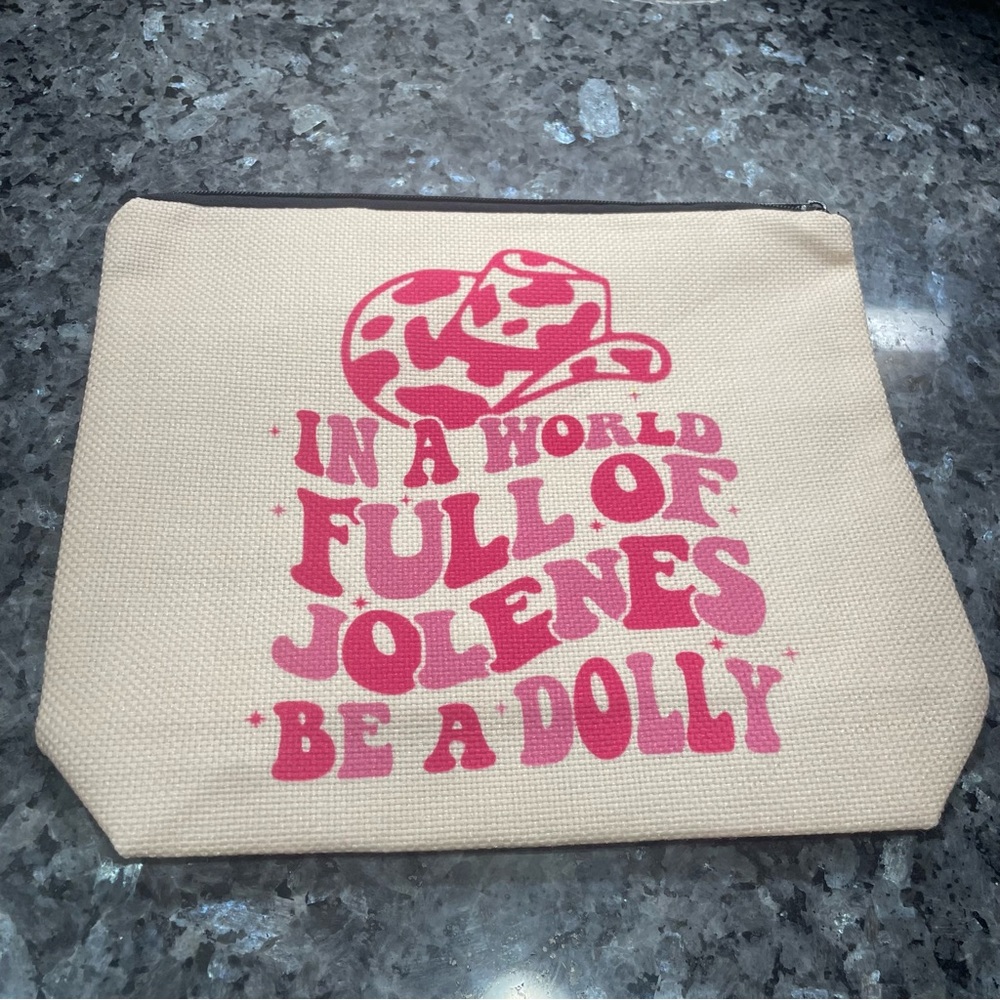 Dolly Parton Jolene makeup bag / NWOT - Picture 1 of 4